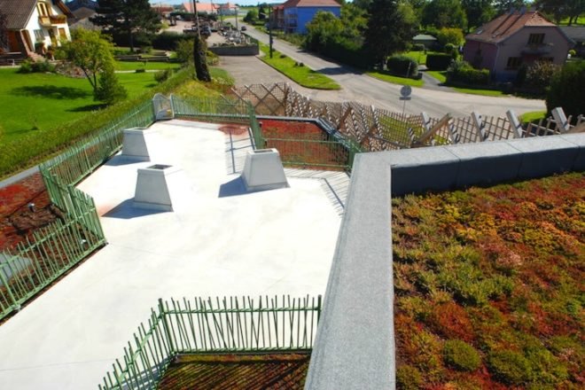 Fluor architects, Drulingen creche, France, Alsace, green design, sustainable design, eco=design, green roof, daylighting, insulation, underfloor heating, energy efficiency