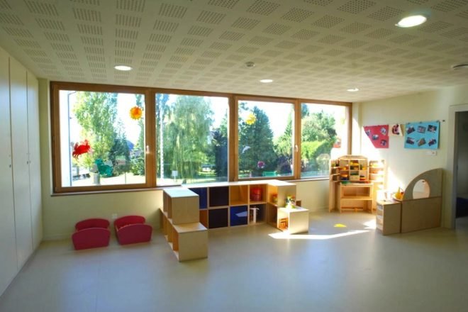 Fluor architects, Drulingen creche, France, Alsace, green design, sustainable design, eco=design, green roof, daylighting, insulation, underfloor heating, energy efficiency