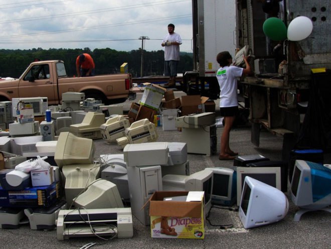 computers, ecycling, ewaste, e-cycling, electronics recycling, recycling dropoff