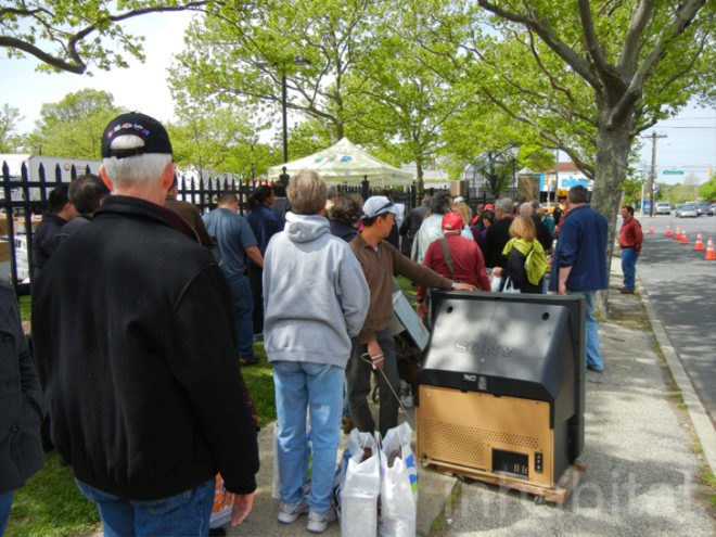 SAFE Disposal, safe disposal events nyc, nyc recycling, electronics recycling, how to recycle electronics, department of sanitation, dsny, st. john's recycling event, nyc recycling event, electronics disposal, how to dispose of electronics nyc, e-waste,