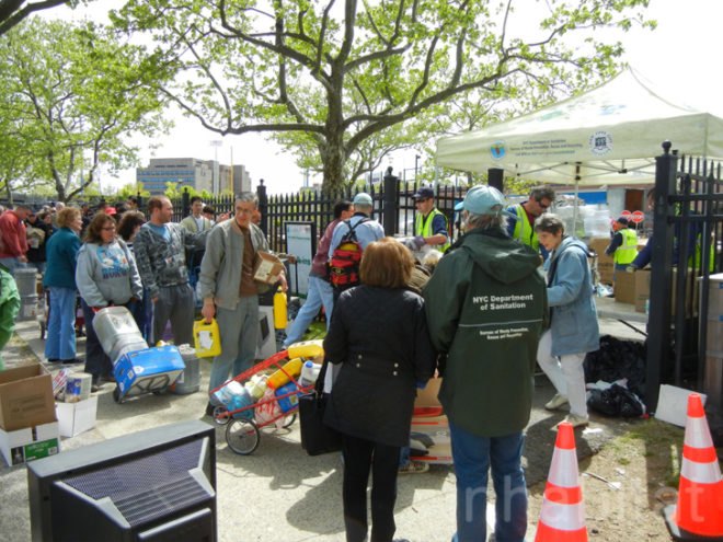 SAFE Disposal, safe disposal events nyc, nyc recycling, electronics recycling, how to recycle electronics, department of sanitation, dsny, st. john's recycling event, nyc recycling event, electronics disposal, how to dispose of electronics nyc, e-waste,
