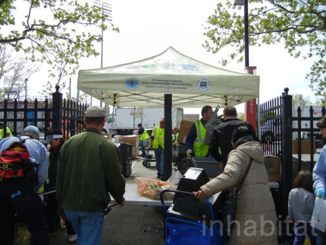 SAFE Disposal, safe disposal events nyc, nyc recycling, electronics recycling, how to recycle electronics, department of sanitation, dsny, st. john's recycling event, nyc recycling event, electronics disposal, how to dispose of electronics nyc, e-waste,