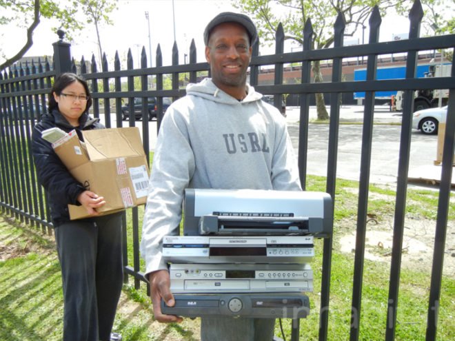 SAFE Disposal, safe disposal events nyc, nyc recycling, electronics recycling, how to recycle electronics, department of sanitation, dsny, st. john's recycling event, nyc recycling event, electronics disposal, how to dispose of electronics nyc, e-waste,