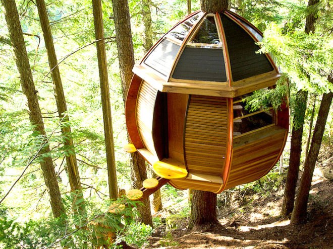 Joel Allen, treehouses, Hemloft, green design, sustainable design, Whistler, BC, eco-design, recycled materials, Craigslist, social media, forest, Canada, architecture, green design