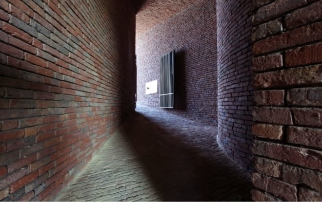 LENS'ASS Architecten, rabbit hole, green renovation, farmhouse renovation, sustainable conversions, belgian farmhouse, rural flemish design, green design, eco residence