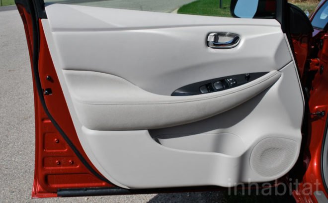Nissan LEAF, LEAF EV, electric car, electric vehicle, test drive, Laura K. Cowan, green car, green vehicle, green transportation