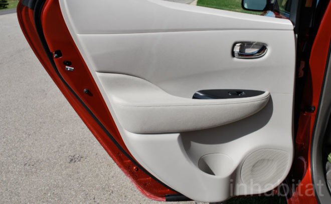 Nissan LEAF, LEAF EV, electric car, electric vehicle, test drive, Laura K. Cowan, green car, green vehicle, green transportation