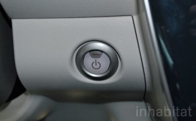 Nissan LEAF, LEAF EV, electric car, electric vehicle, test drive, Laura K. Cowan, green car, green vehicle, green transportation