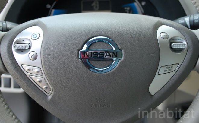 Nissan LEAF, LEAF EV, electric car, electric vehicle, test drive, Laura K. Cowan, green car, green vehicle, green transportation