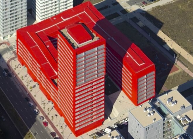 Salburua, Spain, social design, social housing, affordable housing, cogeneration, excess energy, energy savings, green design, sustainable design, eco design, ACXT, 242 social housing units, natural gas