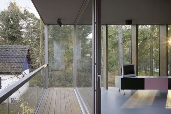 Ahlbrech Felix Scheidt Kasprush, Minimum House, Berlin, Energy-efficient, active energy, passive energy, Modular, modernist, pine forest, open-plan, Sustainable Building, Architecture, energy efficiency, Green Lighting