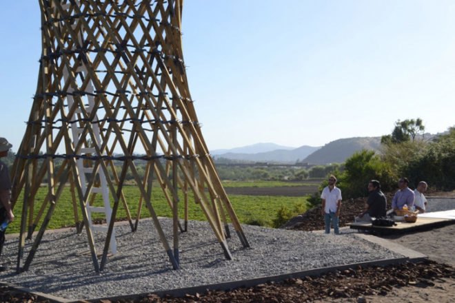 Carlos Jarpa, Vigilante Maule, eco tower, lookout point, chilean architecture, vineyard architecture, Timber Frame Tower, wood structures, eco wood structure, sustainable wood structures, wood lookout points
