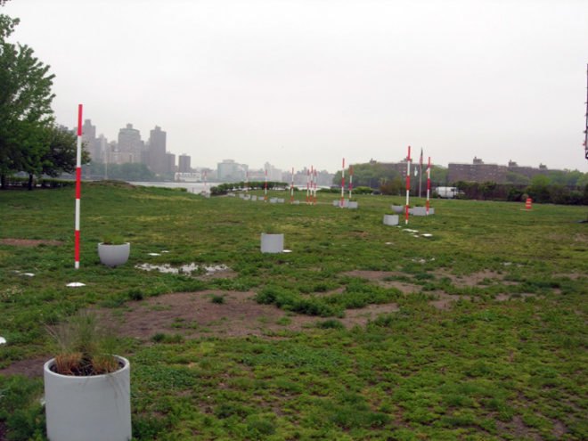 green design, eco design, sustainable design, Socrates Sculpture Park, Natalie Jeremijenko, Long Island city, urban Farming, AgBags, xDesign Environmental Health Clinic at NYU, Mary Miss, Rikrit Tiravanija, George Trakas
