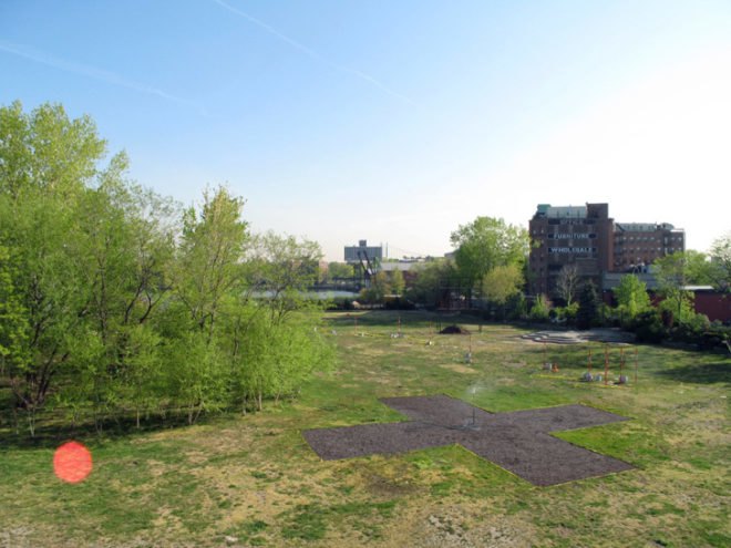 green design, eco design, sustainable design, Socrates Sculpture Park, Natalie Jeremijenko, Long Island city, urban Farming, AgBags, xDesign Environmental Health Clinic at NYU, Mary Miss, Rikrit Tiravanija, George Trakas