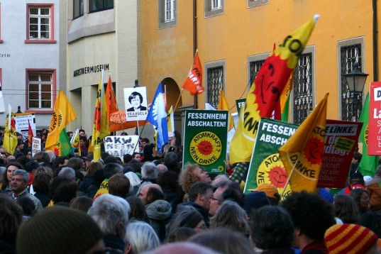 renewable energy, news, Germany, EU, 2020 energy goals, green design, sustainable design, eco-design, Germany, clean tech, alternative energy, nuclear, protests, Fukushima