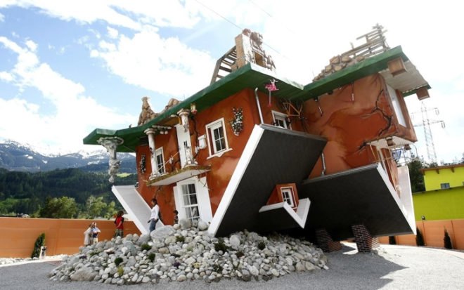 green design, eco design, sustainable design, Dominic Ebenbichler, Upside Down House, Marek Rozhanski, Irek Glowacki, Tertens, Austria