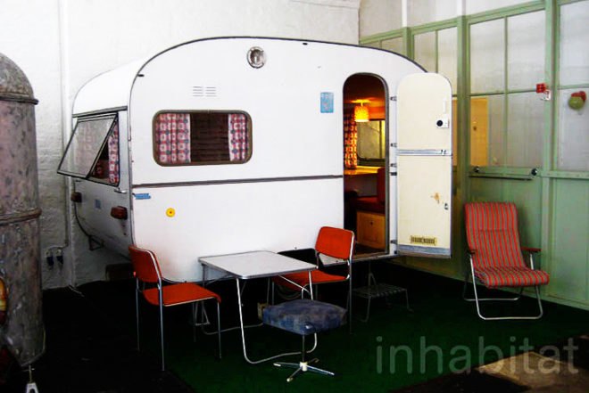 Hüttenpalast, caravan hotel, Vacuum cleaner factory, Berlin, Caravan, Hotel, Neukölln, vintage furniture, Ebay, wooden hut, Flea Markets, Architecture, Art, green Interiors, camping
