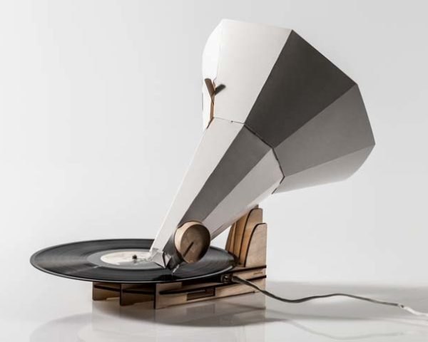 Jón Helgi Hólmgeirsson, Icelandic design, Flatpack, paper, wood, gramophone, Emile Berliner, biodegradable materials, Recycling / Compost, Art, green gadgets, Green Products,