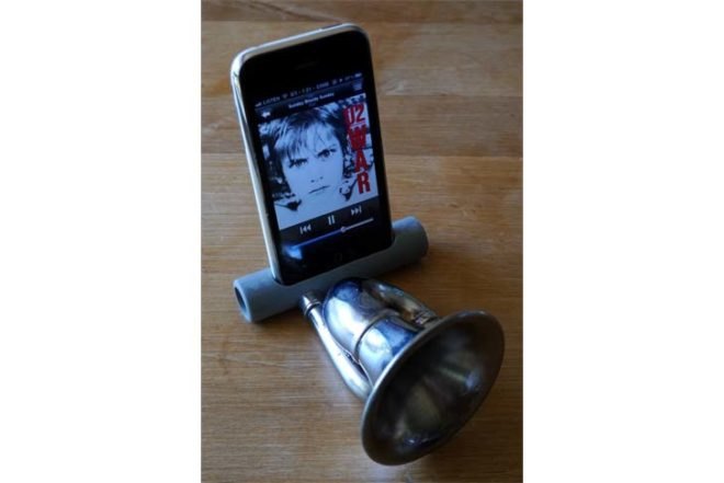 Lowtechatmo, iPhone Amplifier, electricity-free iPhone speakers, DIY, iPhone amplifier, Bicycles, Green Products, green gadgets,