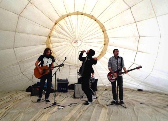 DUS Architects, Mediamatic, New Order, Mind Igloo, hot air balloons, recycled materials, art, architecture, urban spaces, temporary spaces, green design, sustainable design, eco-design, community, The Netherlands