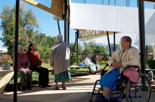 Adolfo Nicolás Moyano Retamal, green cloud, nube verde, outdoor canopy, outdoor pavilion, green pavilion, living pavilion, plant bearing canopy, nature and the elderly, architecture for the elderly, landscape architecture, retirement home architecture