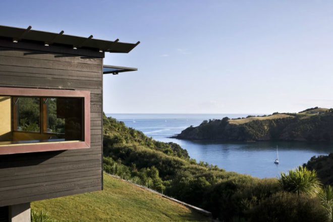 Owhanake Bay House, Strachan Group Architects, outdoor living, new zealand, eco home, green home,