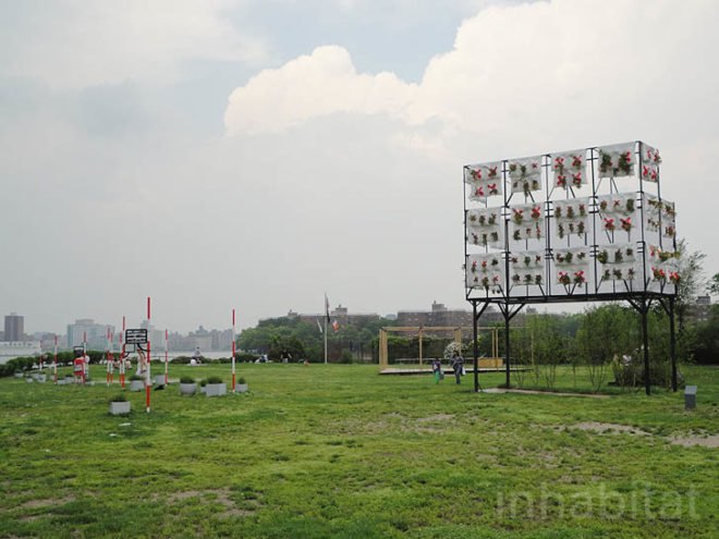 green design, eco design, sustainable design, Socrates Sculpture Park, AgBags, Vertical Farming, GrowNYC, urban farm, Long Island City, Natalie Jeremijenko, Farmacy