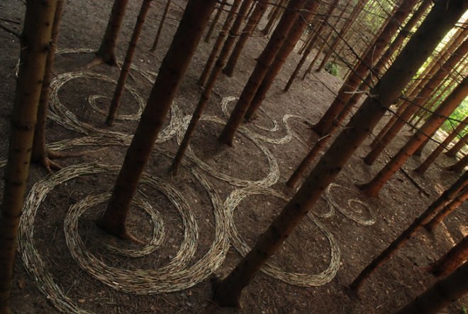 green design, eco design, sustainable design, Land Art, environmental art, eco-friendly mateirals, Sylvain Meyer, ephemeral art, Walter de Maria, Spiral Jetty, Robert Smithson