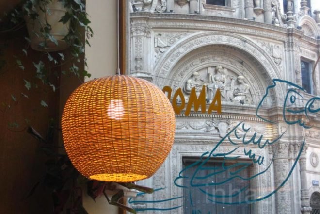 Vegan Fast Food, Buenos Aires, Picnic, food, fresh produce, natural light, vintage furniture, Sustainable Food, green Interiors
