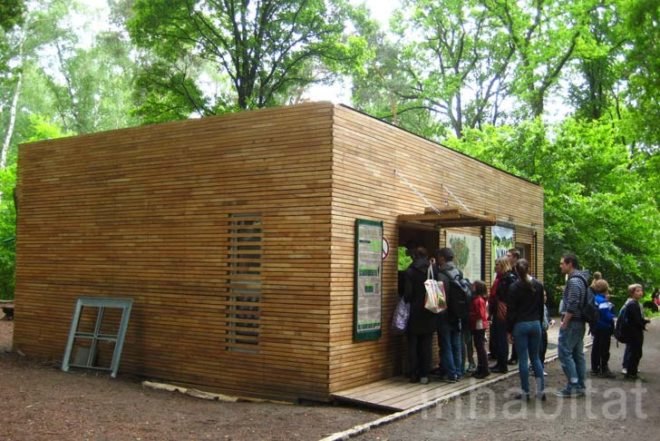 Waldhochseilgarten, Botanical, Zero energy, Landscape Architecture, berlin, Edelrid SmartBelay System, Volkspark Jungfernheide, climbing circuits, harness, treetops