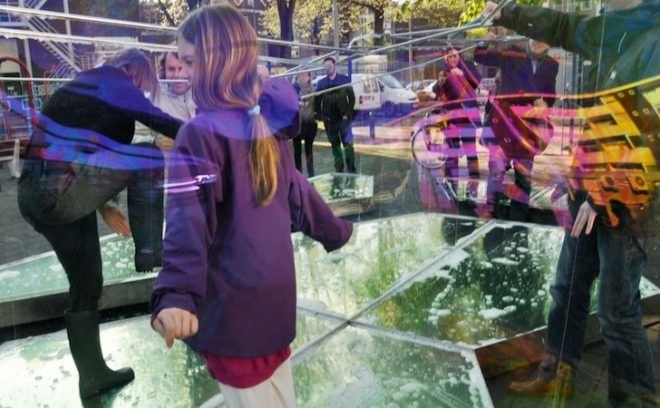 Bubble Building, The Netherlands, ZigZagCity, Rotterdam, DUS Architects, temporary design, green design, sustainable design, eco-design, global economic crises, tiny footprint, interactive design, community
