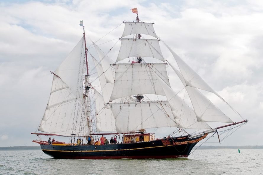 rococo chocolates, fair transport, brigantine, tres hombres, united kingdom, grenada chocolate company, carbon neutral chocolate