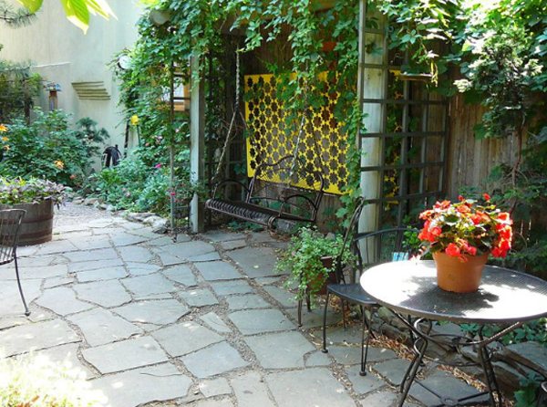 creative little garden, east village garden, community garden nyc, nyc garden, new york gardens, green space nyc, green space in new york, new york community gardens, best garden in new york, green design, landscape design, eco design, sustainable design,