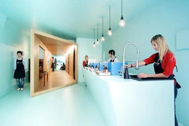 F R E A K S freearchitects, Heliocosm, natural cosmetics, Paris, green renovation, timber, minimalist, recycled materials, organic cosmetics, green design, sustainable design, eco-design