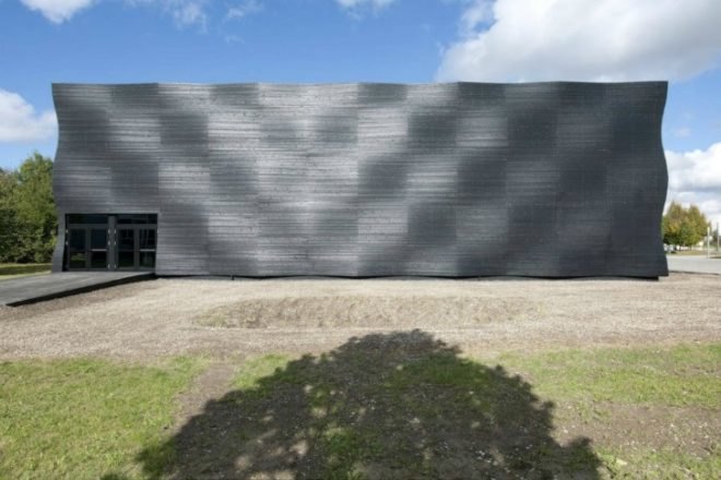 Deubzer Konig Rimmel Architekten, interims audimax, munich's technical university, undulating surface, germany lecture hall, wooden lecture theater, sustainable wooden design, green design, spruce architecture