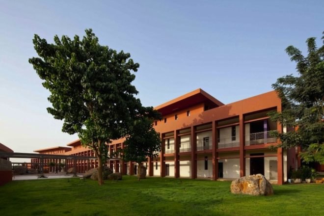 Senegal, Dakar, Jean Mermoz High School, passive design, high thermal inertia, local materials, local craftsmen, green design, sustainable design, eco-design, rainwater harvesting, dayligting