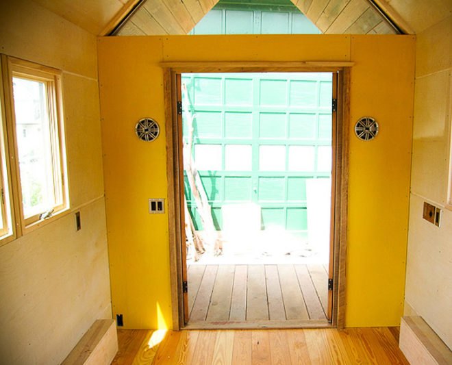 The Pocket Shelter, Aaron Maret, portable dwelling, pocket homes, modern mobile homes, modern mobile homes, portable homes, architecture of wheels, homes on wheels, recycled materials, sustainable building, tiny houses