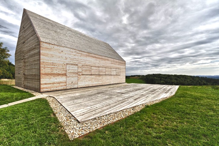 Judith Benzer Architektur, summer house, southern Burgenland, Austria, shutters, natural materials, wine cellar, minimalist, green design, sustainable design, eco-design, daylighting