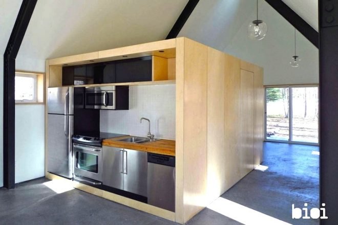 green design, sustainable design, eco-design, Warburg House, Alberta, Canada, EnerGuide, energy efficiency, Bioi Architects, daylighting, southern exposure, insulation, passive cooling,
