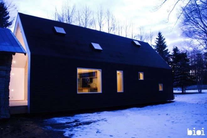 green design, sustainable design, eco-design, Warburg House, Alberta, Canada, EnerGuide, energy efficiency, Bioi Architects, daylighting, southern exposure, insulation, passive cooling,