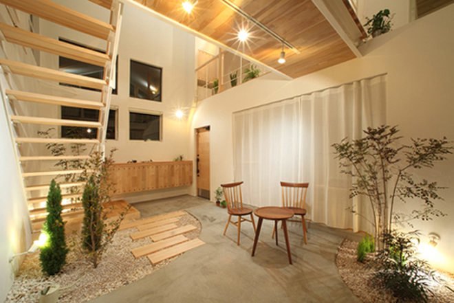 Architecture, Daylighting, Botanical, Green Home decor, ALTS Design Office, Shiga, Kofunaki House, Wooden Boat House