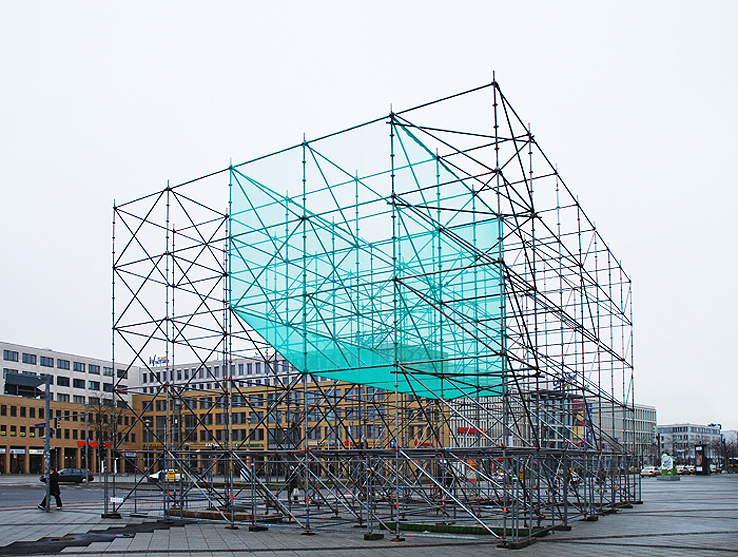 green design, eco design, sustainable design, Candy Lenk, Anna Borgman, Luftschloss, Alice SOlomon Platz, Castle in the sky, Berlin, Hellersdorf, Stadtumbau Ost