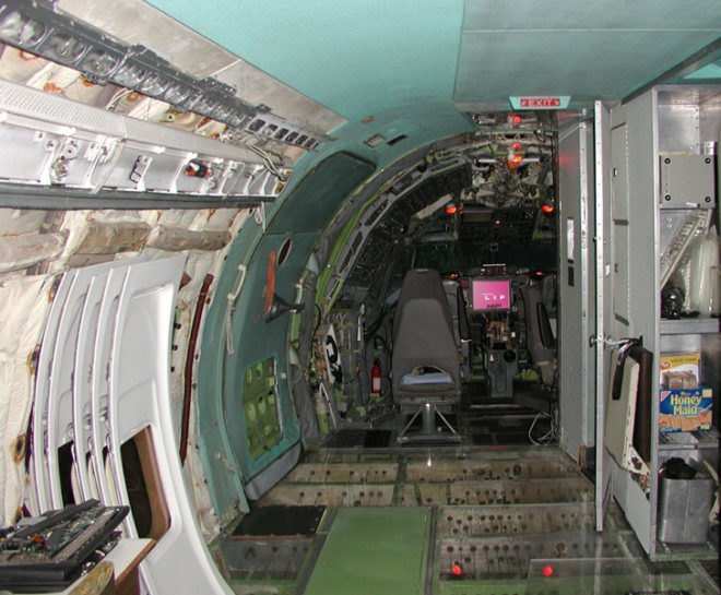 airplane house, airplane conversion,Boeing 727, reclaimed airplane, restoring airplane home,