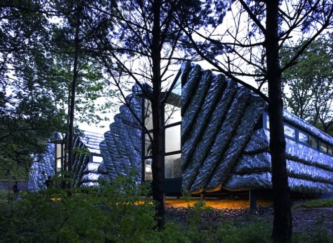 Thomas Heatherwick, Creative Business Studios, Aberystwyth Arts Center, Wales, green design, sustainable design, eco-design, green design, CFC, insulation, daylighting, natural ventilation, startups, cladding