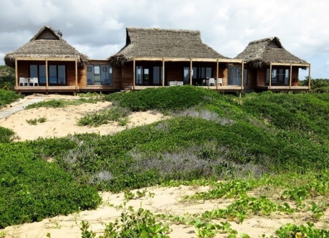 Timber Design, photovoltaic panels, Mozambique, green design, sustainable design, eco-design, thatched house, BIPV, solar panels, off-grid, backwater, methane, Tofo, Indian Ocean, eco-design