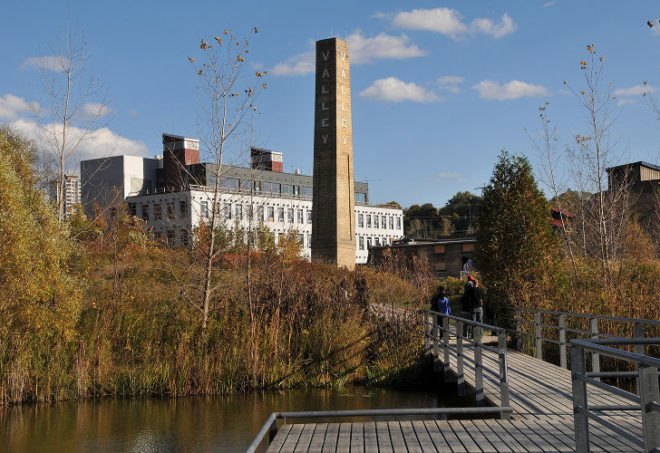 Evergreen Brick Works, Diamond Schmidt Architects, centre for green cities, toronto, green renovation, adaptive reuse, brownfield remediation