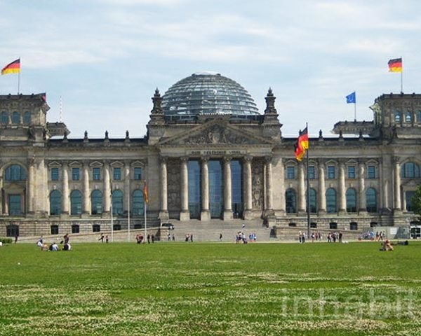 Reichstag, berlin, Foster & partners, restoration, architecture, energy efficient, daylight, parliament building, glass, cupola