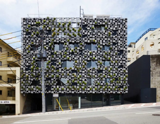 Green Cast, Kengo Kuma, living facade, vertical garden, living wall, japan,