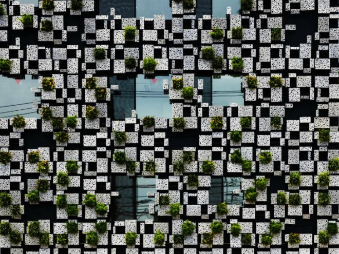 Green Cast, Kengo Kuma, living facade, vertical garden, living wall, japan,