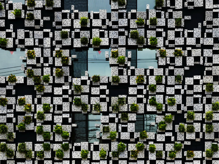 Green Cast, Kengo Kuma, living facade, vertical garden, living wall, japan,